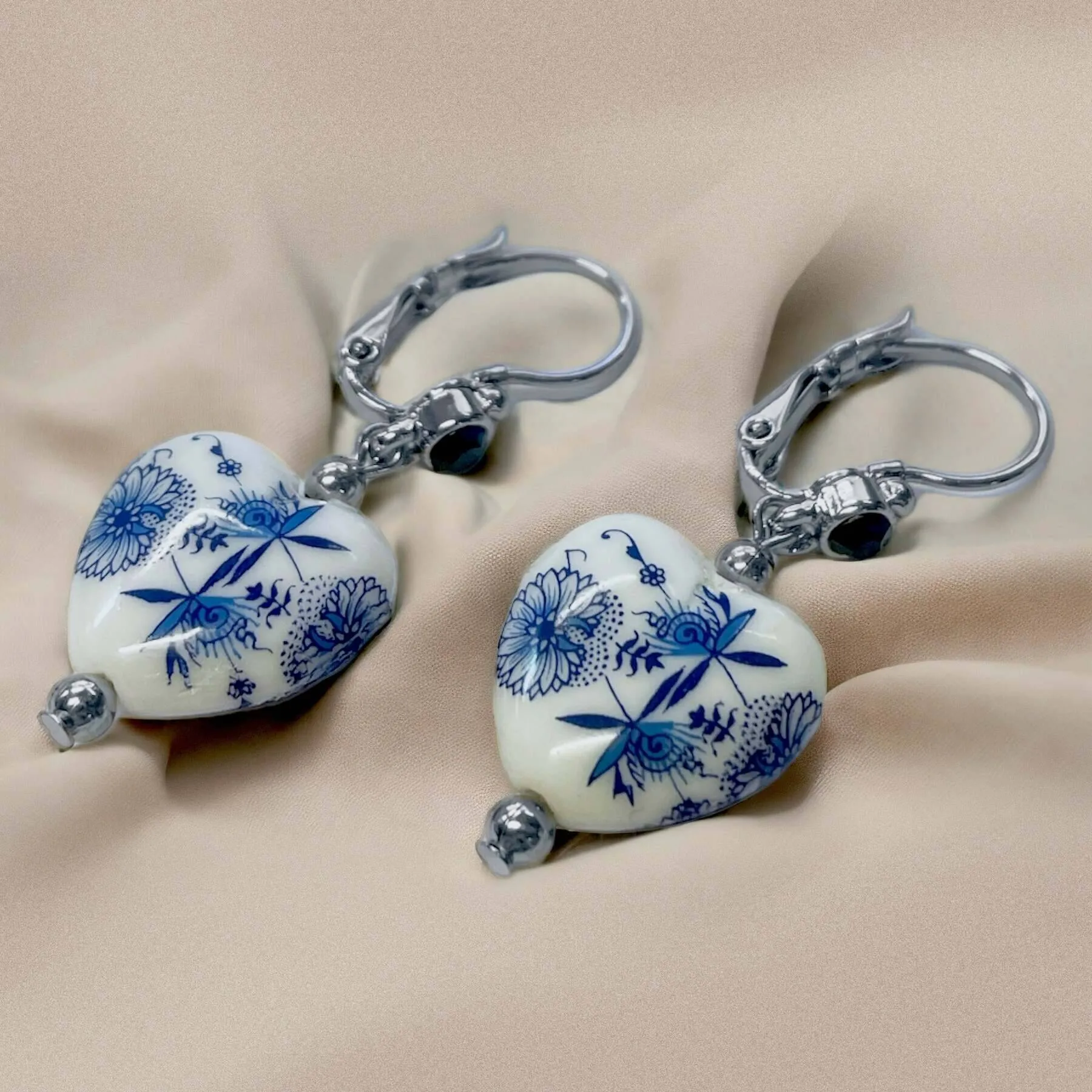 1928 Jewelry Blue Willow Blue Stone Heart Drop Earrings