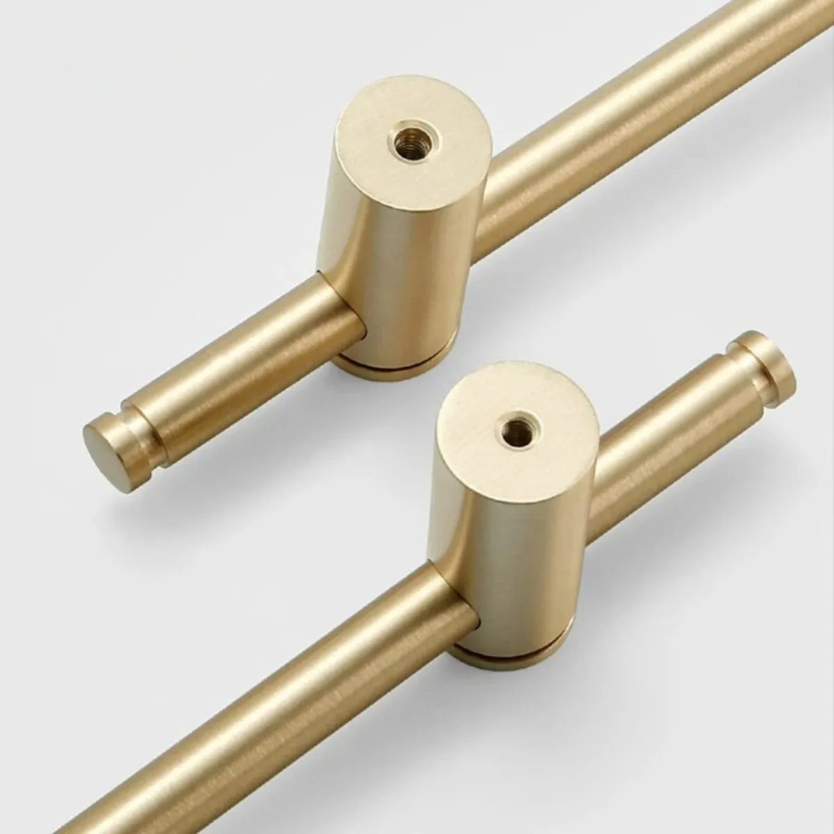 Arok Knob & Pull Bar