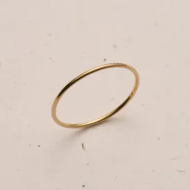 Jane • Delicate Stacking Ring