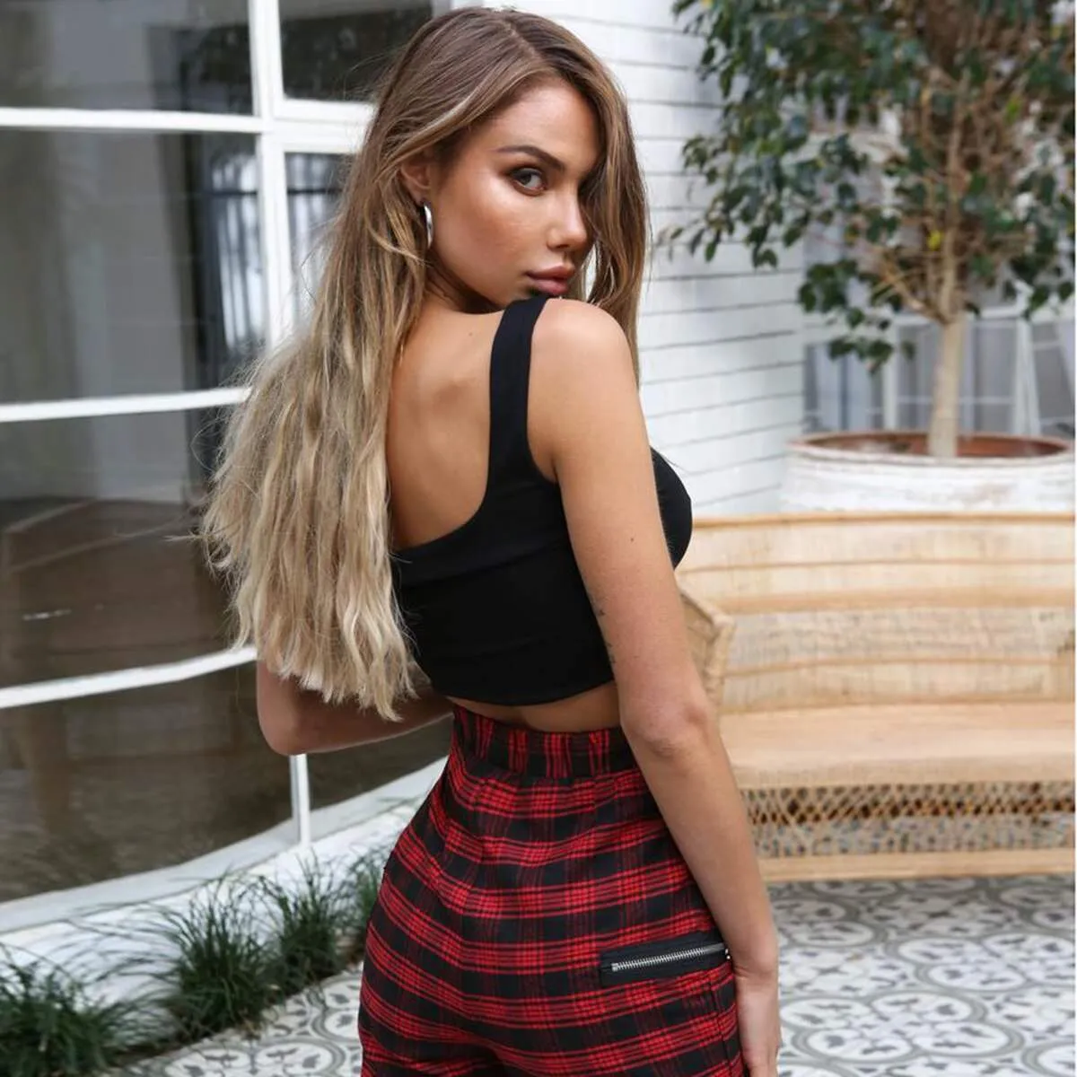 Nicole One-Shoulder Cropped top